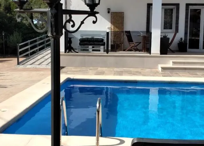 Boutique Algarrobo Bed & Breakfast 3*